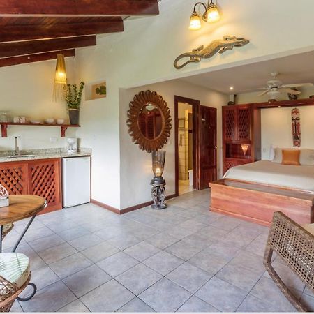 Hotel Villas Nicolas - Adults Only Manuel Antonio Exterior photo