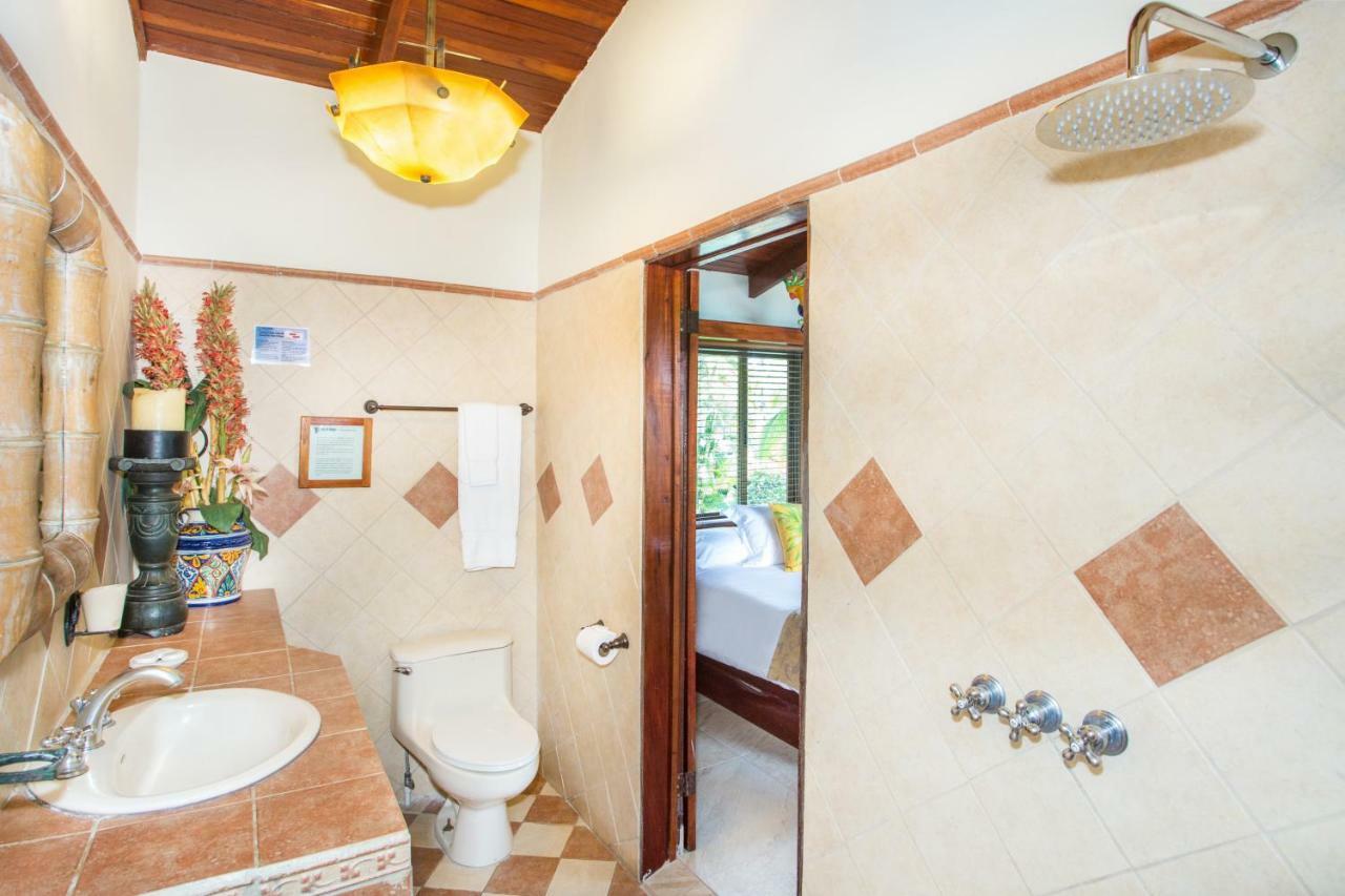 Hotel Villas Nicolas - Adults Only Manuel Antonio Exterior photo